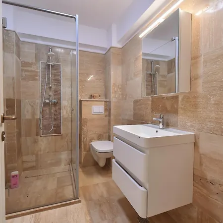 Wave 2 Promenada * Нэводари