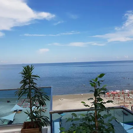Wave 2 Promenada Apartment Navodari