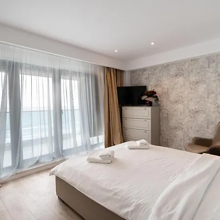 Wave 2 Promenada Apartment Navodari