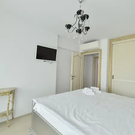 Wave 2 Promenada * Năvodari