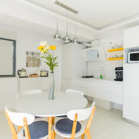 Wave 2 Promenada 公寓 那沃达利